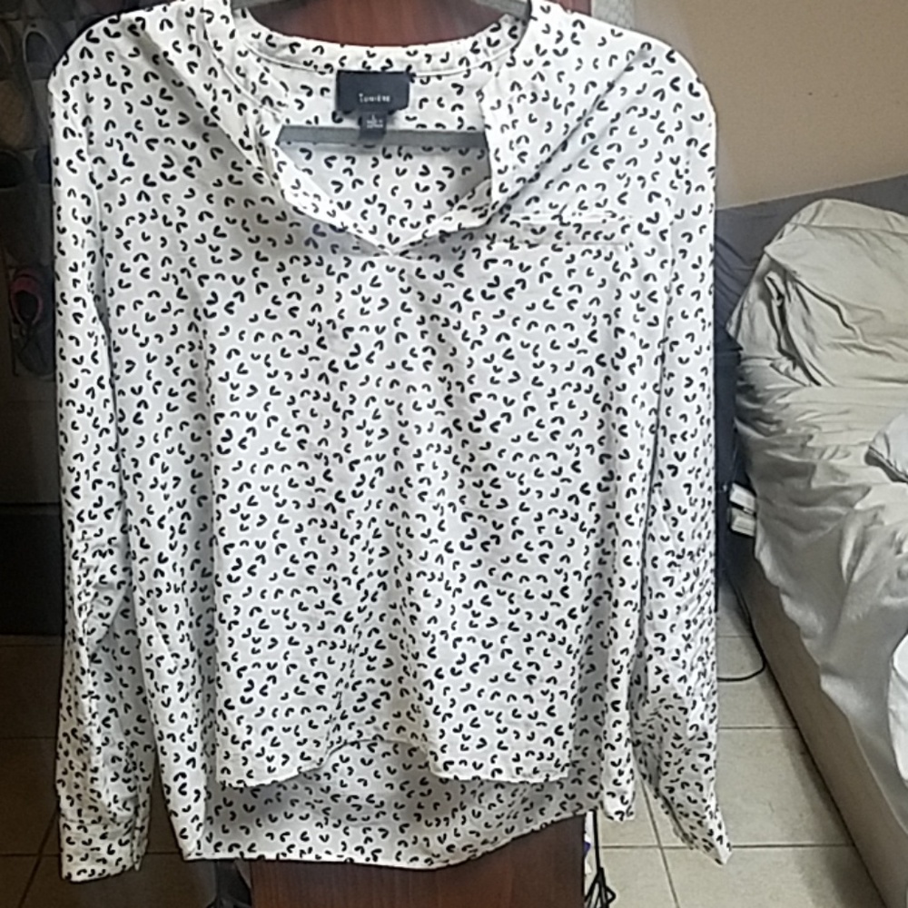Lumiere White Printed Long Sleeve Blouse